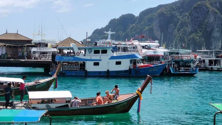 Phi Phi Island Adventure — photo 4