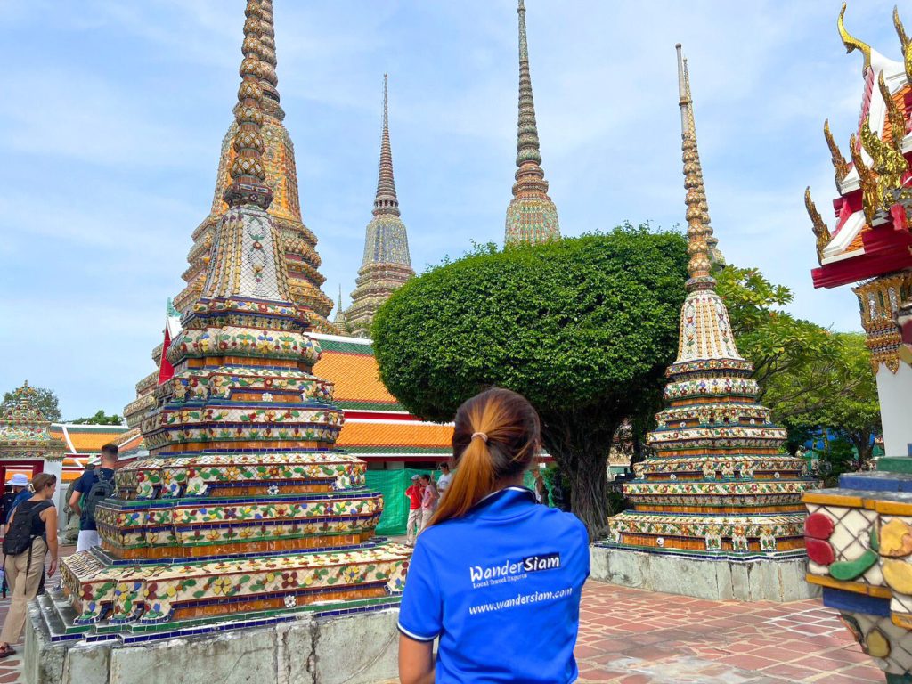 Explore Wat Pho & Wat Arun with a Local Expert