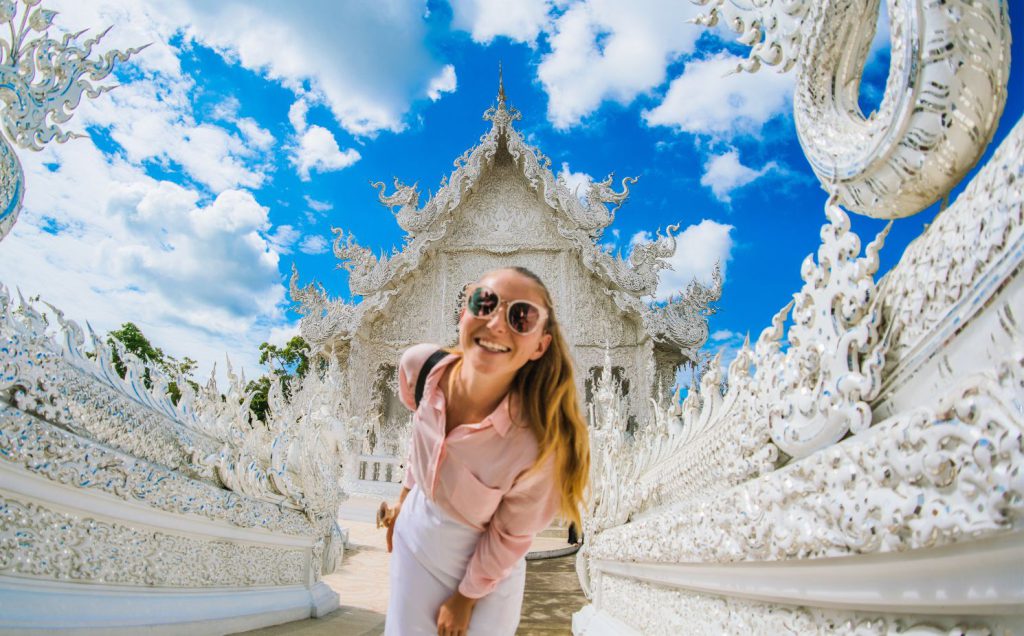 Chiang Rai Cultural Discovery: Iconic Temples and Long Neck Village