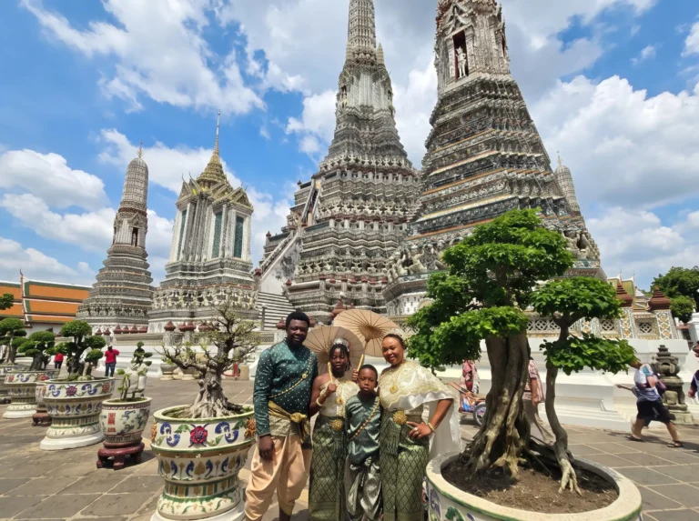 Wat Arun Traditional Thai Costume Experience — photo 1