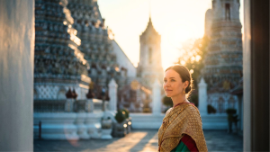 Thai Costume Experience at Wat Arun & Canal Tour