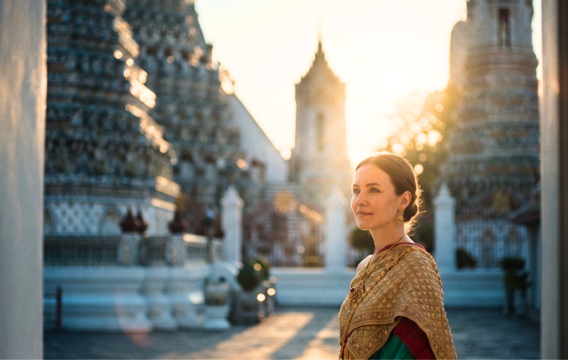 Thai Costume Experience at Wat Arun & Canal Tour