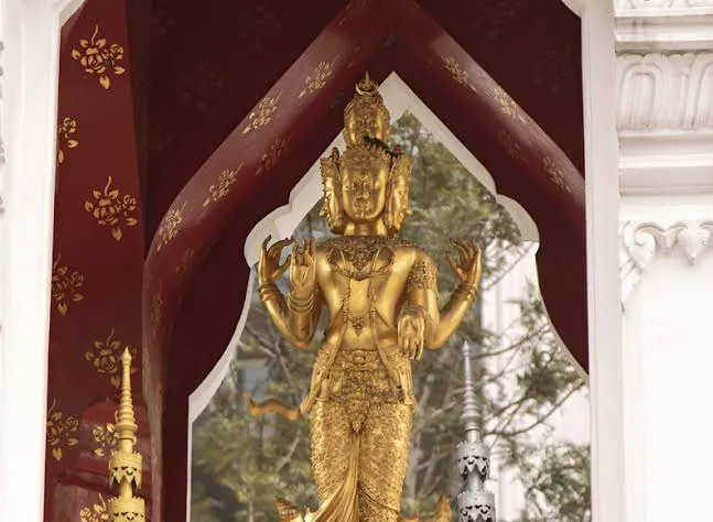 Phra Trimurti Shrine