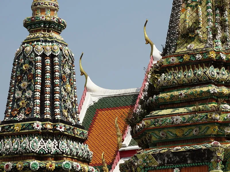 Wat Pho - Outside Visit