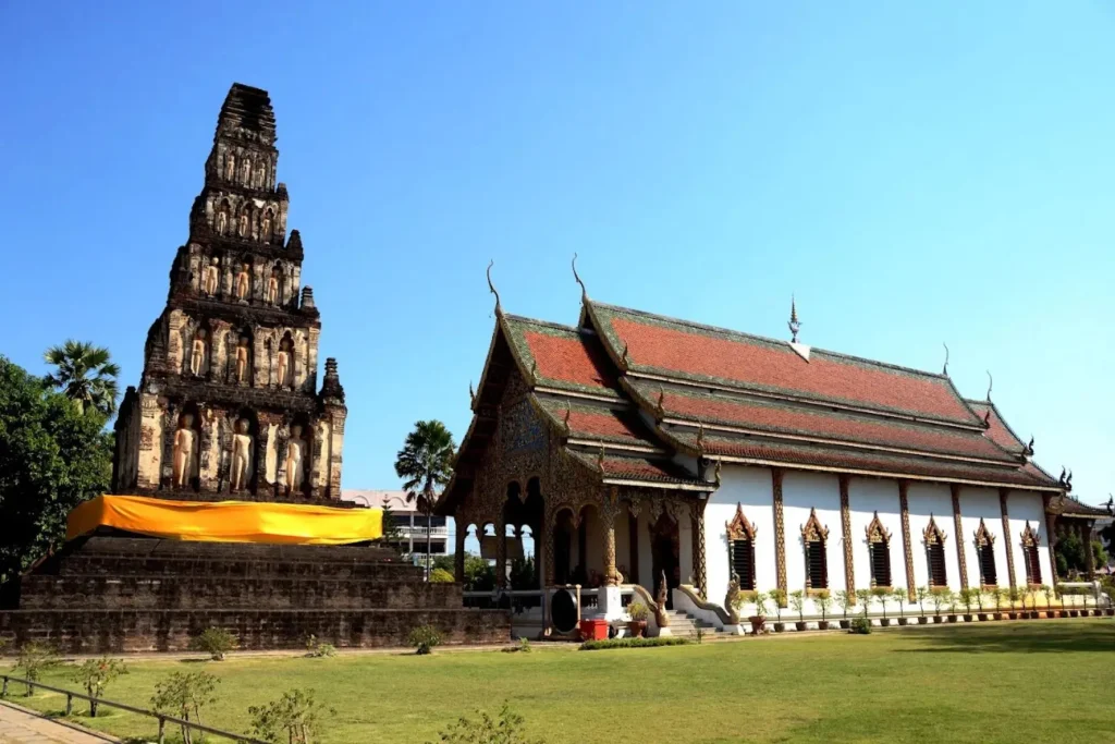 Wat Chamadevi (Ku Kut)