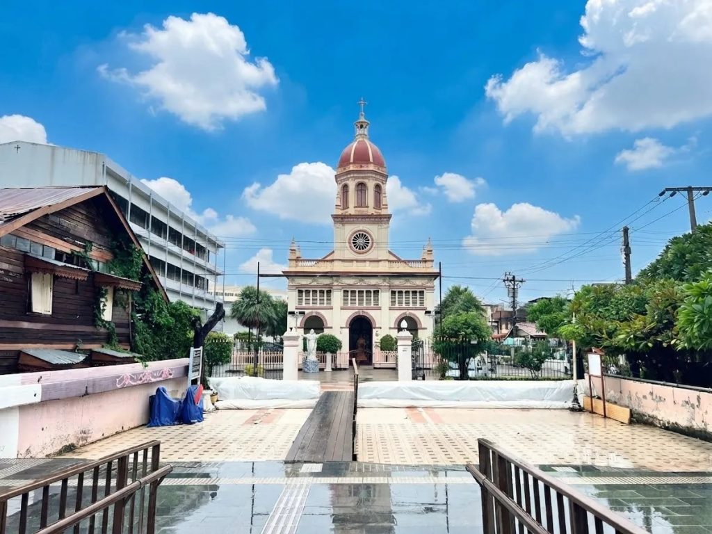 Santa Cruz Church